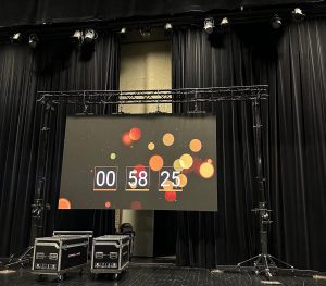 Ecran dalles leds de 12m² - Salle de spectacle Vaucluse (84)